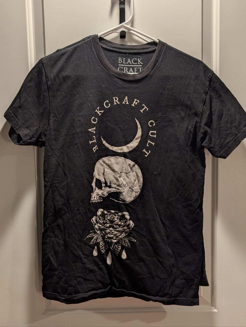 BLACKCRAFT CULT |Moon Skull Flowers T-shirt | Mens Size S | Unisex/Men Retired